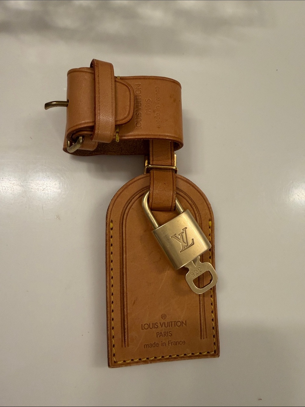 Louis Vuitton Tan Leather Luggage Tag with Padlock - 3 items !